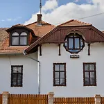 Guest house Gouldvilla Vendeghaz 4*